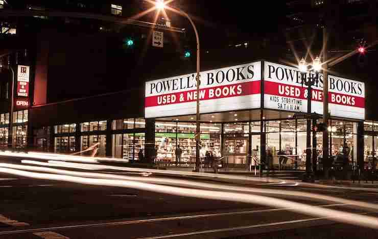 powell's city of books - portland, oregon