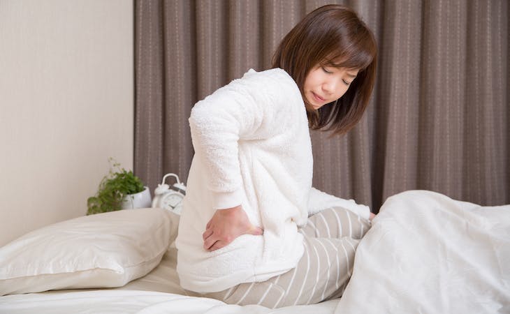 6 Ways to Relieve Hip Pain While You Sleep