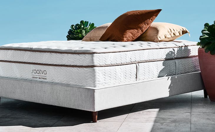 image of saatva mattress reviewed in new york magazine