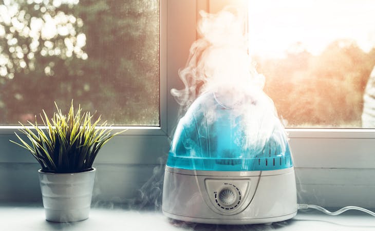 humidifier in bedroom