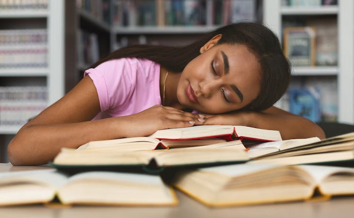 6 Best Sleep Tips for College Students