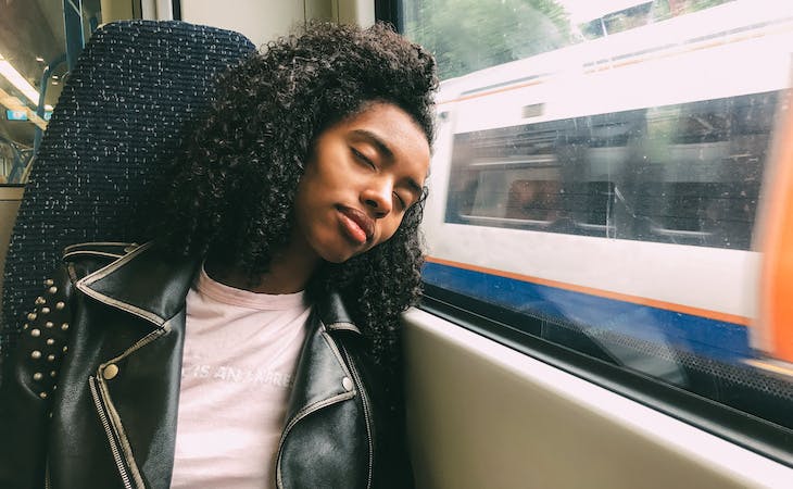 9 Ways to Sleep Comfortably on a Train