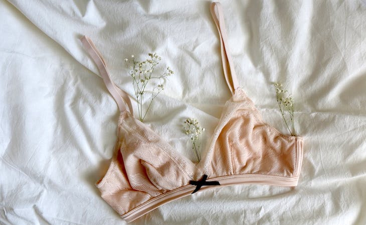 Is sleeping with a bra on good or bad for you?