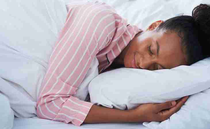 The Best Sleep Tips for Combination Sleepers