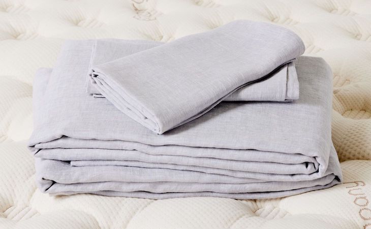 saatva linen sheets