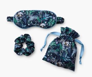 Holiday Gift Guide (2024): Gifts to Improve Sleep | Saatva