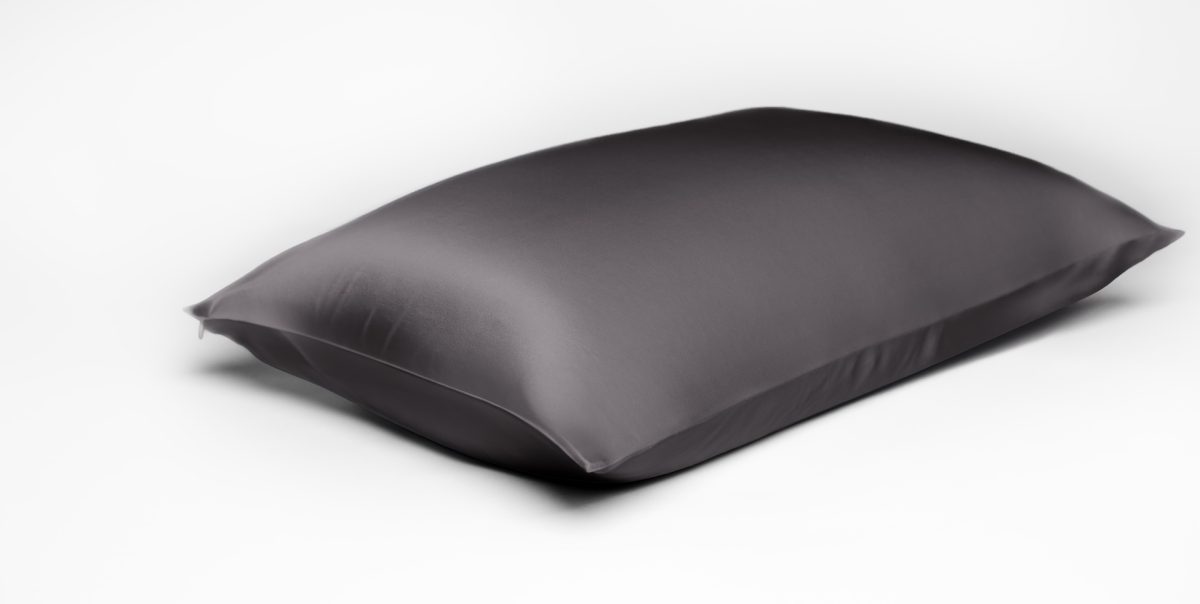 saatva silk pillowcase