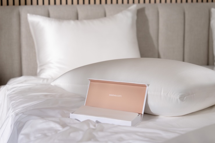 saatva silk pillowcase