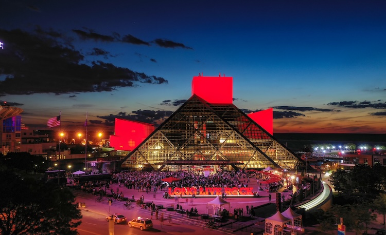 rock and roll hall of fame - cleveland