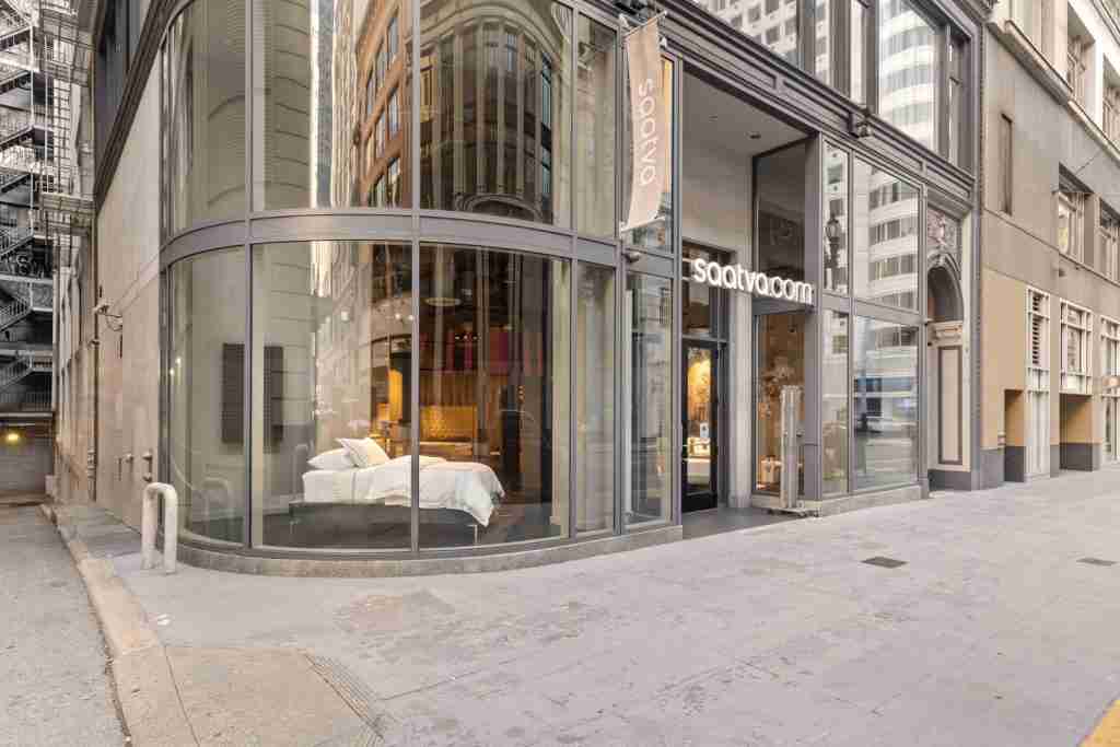 Saatva SF Storefront Left Side 2 SlavaBlazerPhotography