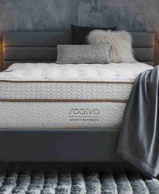 saatva classic front 3 2