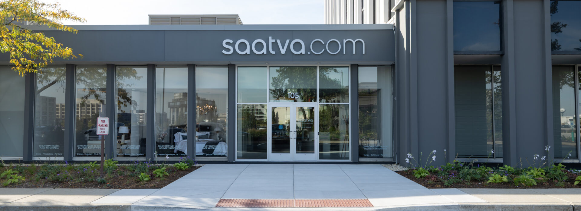 Saatva Oakbrook Store