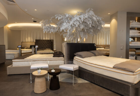 Saatva Oakbrook Store