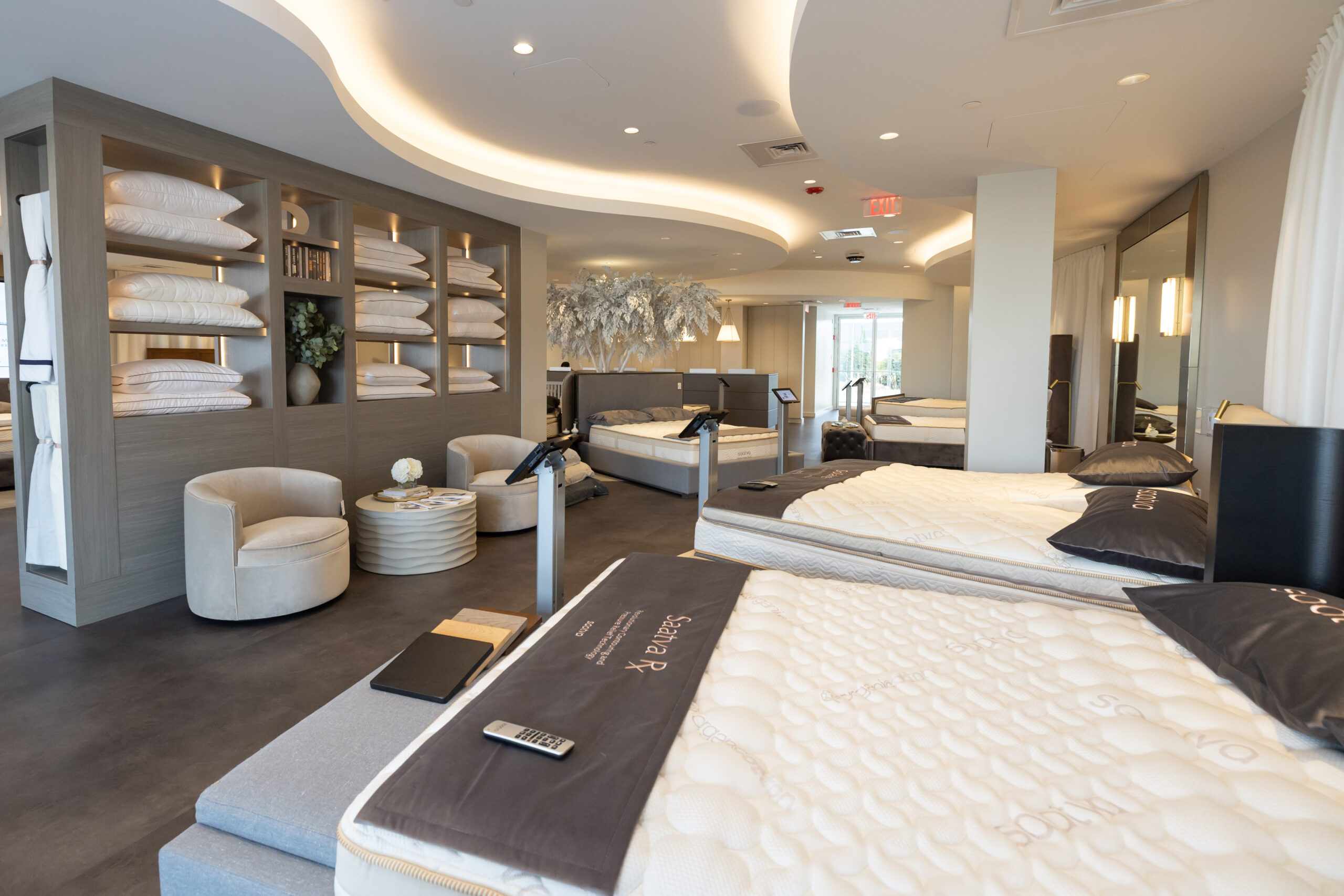 Saatva Oakbrook Store