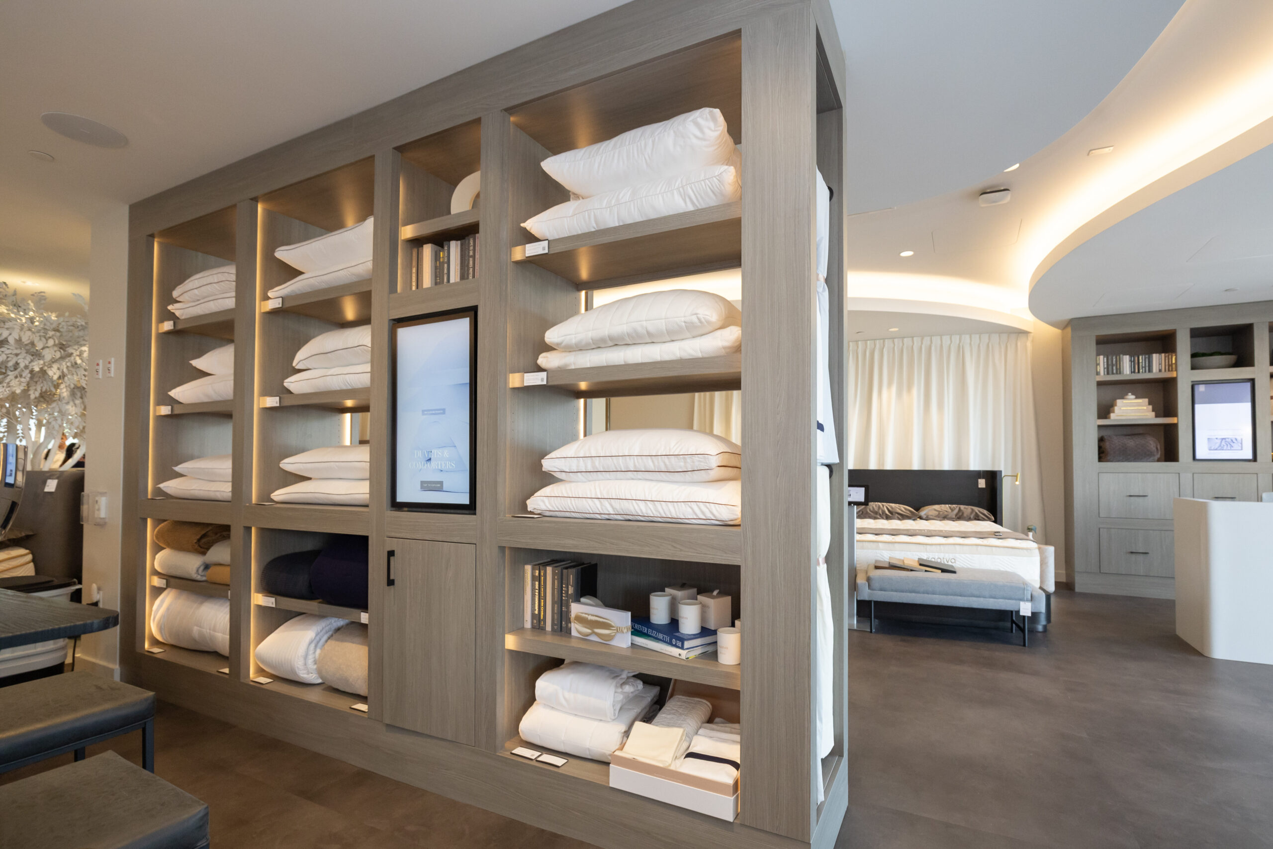 Saatva Oakbrook Store