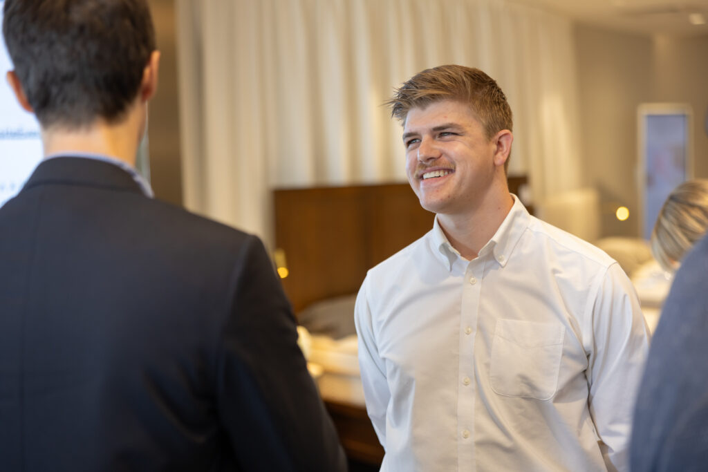 Saatva Oakbrook Store