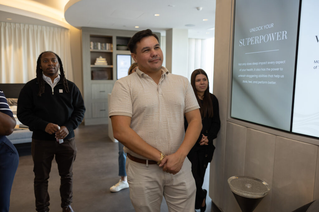 Saatva Oakbrook Store