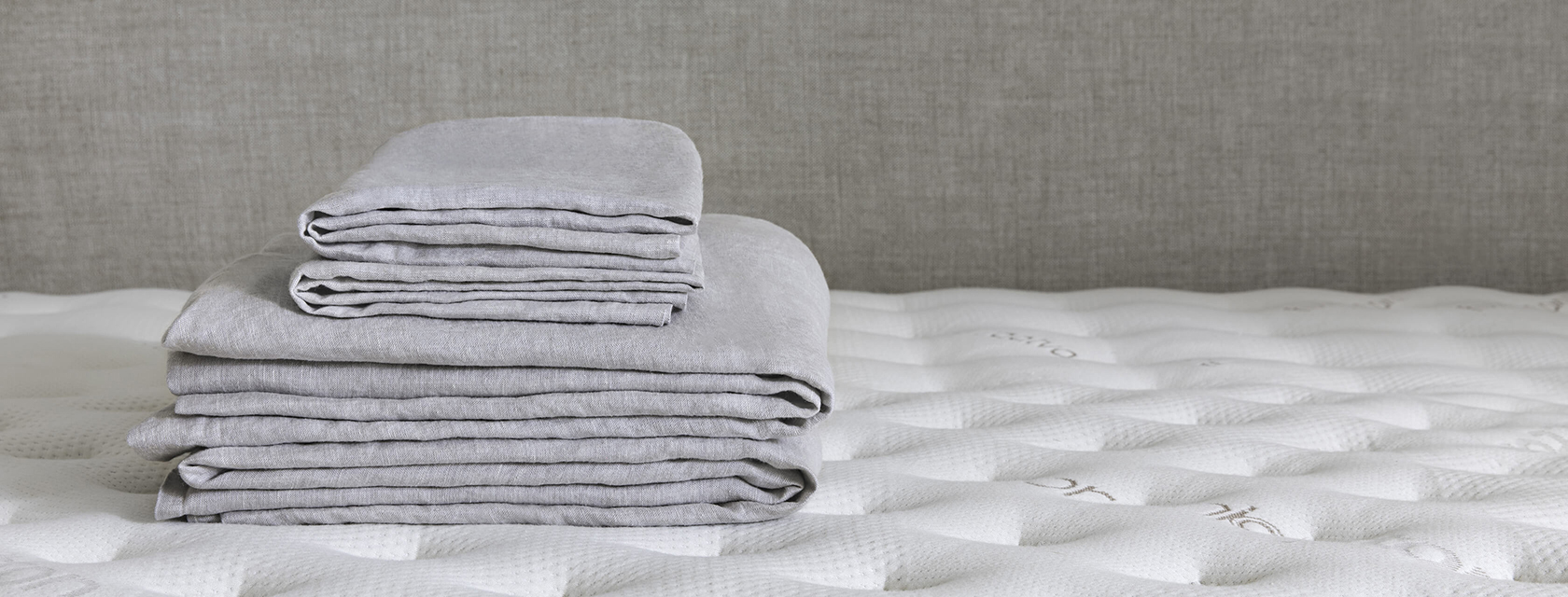 Saatva Linen Sheets