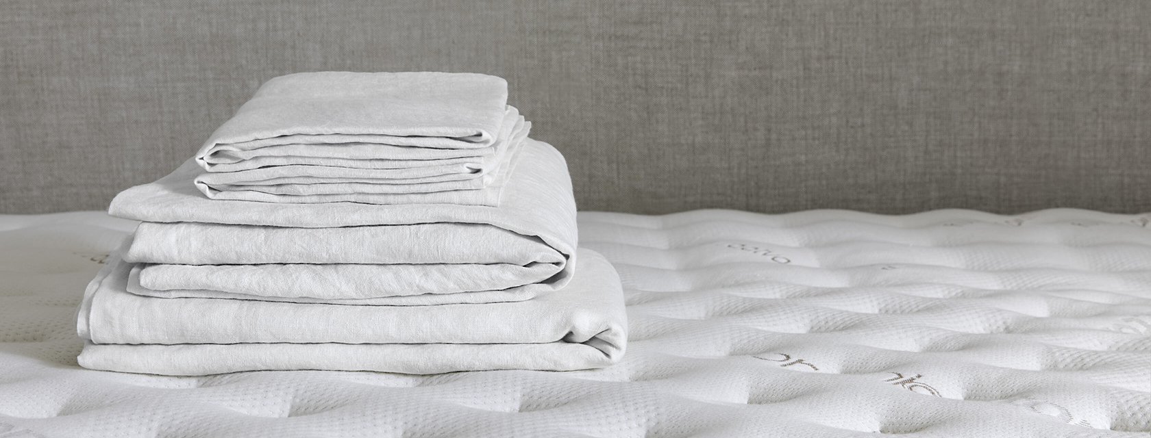 Saatva Linen Sheets