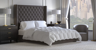 Saatva All-Year Down Alternative Comforter Front