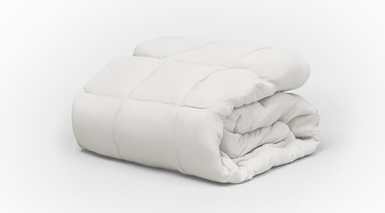 Saatva All-Year Down Alternative Comforter Closeup