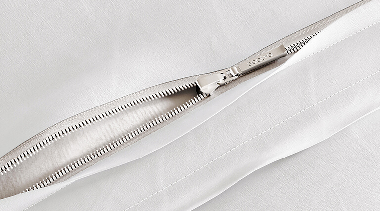 Organic Percale Duvet Cover Set Zipper View